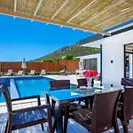 Vilă Saribelen 2 Bedroom With Private Pool *