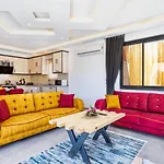 Saribelen 2 Bedroom With Private Pool Vilă