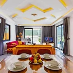 Saribelen 2 Bedroom With Private Pool
