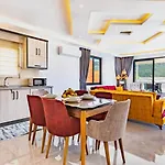 Saribelen 2 Bedroom With Private Pool *