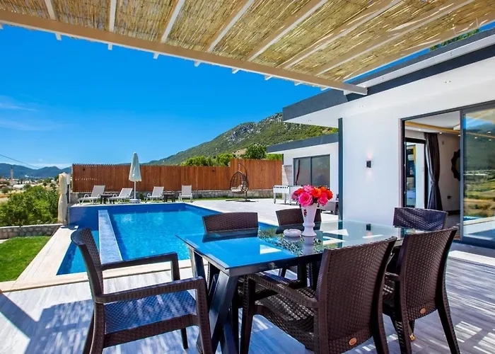 Villa Saribelen 2 Bedroom With Private Pool *